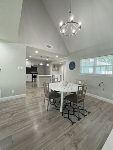 8506 Cadenza Lane, Dallas, TX 75228