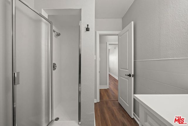 5724 La Mirada Avenue A, Los Angeles, CA 90038