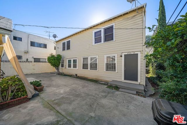 5724 La Mirada Avenue A, Los Angeles, CA 90038