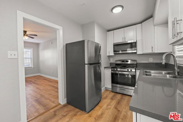 5724 La Mirada Avenue A, Los Angeles, CA 90038