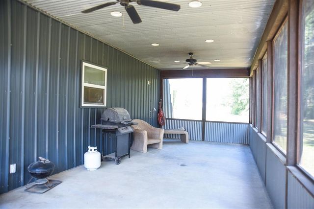 13566 Vaussine Road, Welsh, LA 70591