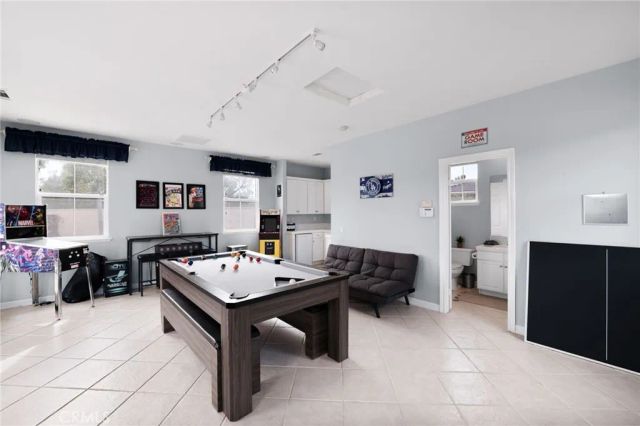 6364 Hidden Brook, Rancho Cucamonga, CA 91739