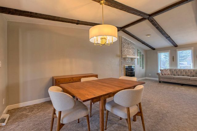 141 Saunders Station, Penn Twp, PA 15085