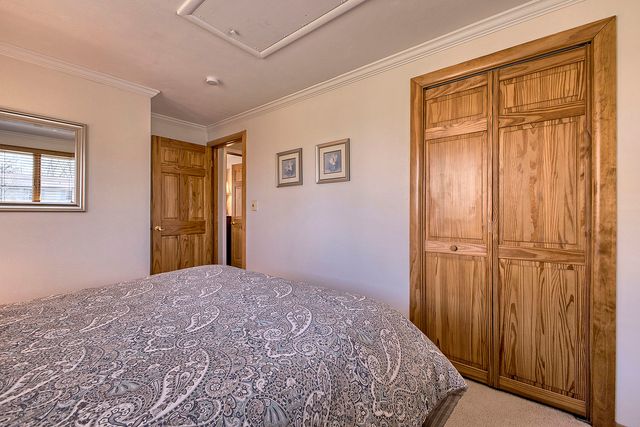 141 Saunders Station, Penn Twp, PA 15085