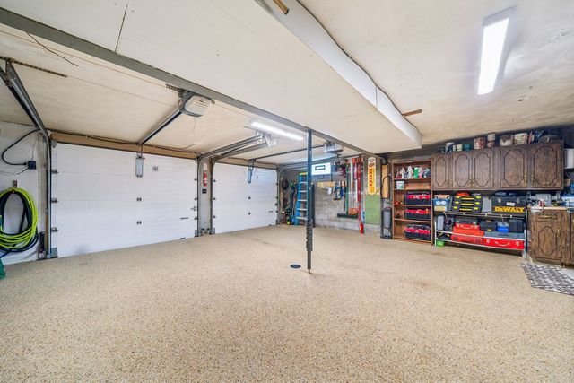 141 Saunders Station, Penn Twp, PA 15085