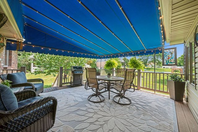 141 Saunders Station, Penn Twp, PA 15085