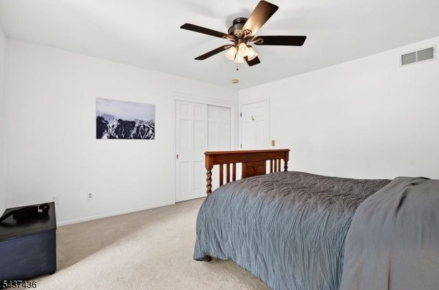 905 Kip Ln, Branchburg Twp., NJ 08853