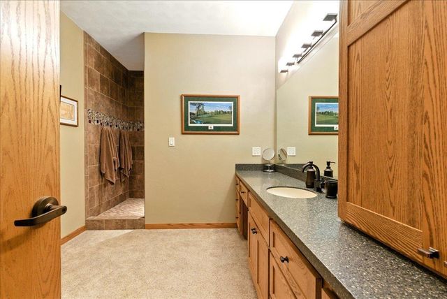 4320 Harvest Lane, Cedar Falls, IA 50613