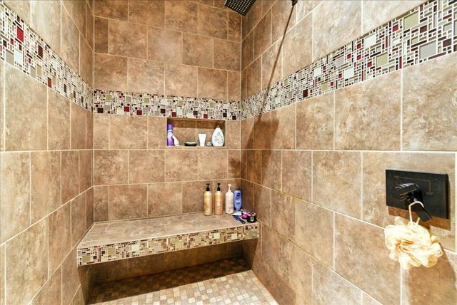 4320 Harvest Lane, Cedar Falls, IA 50613