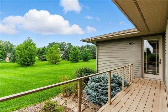 4320 Harvest Lane, Cedar Falls, IA 50613