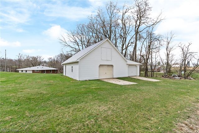 1697 Mount Eaton Road N, Dalton, OH 44618