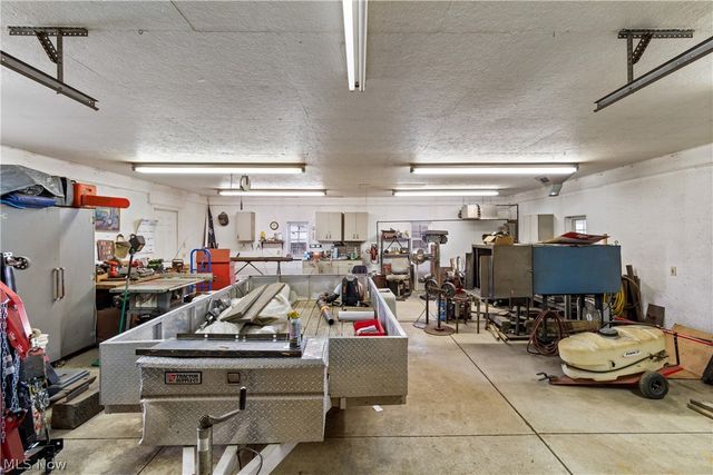 1697 Mount Eaton Road N, Dalton, OH 44618