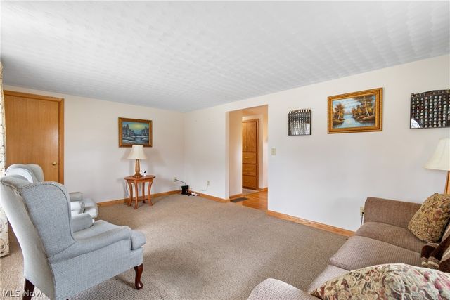 1697 Mount Eaton Road N, Dalton, OH 44618