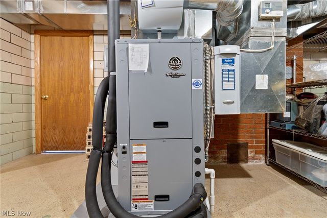 1697 Mount Eaton Road N, Dalton, OH 44618