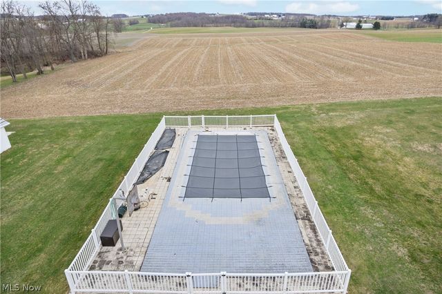 1697 Mount Eaton Road N, Dalton, OH 44618