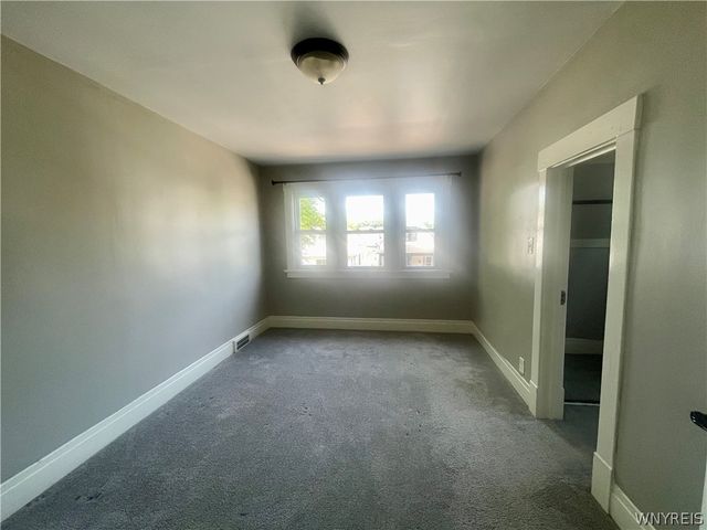 83 Lakewood Avenue, Buffalo, NY 14220