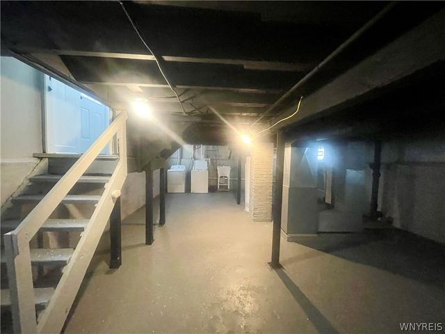 83 Lakewood Avenue, Buffalo, NY 14220