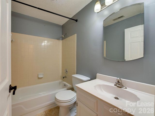 19827 Henderson Road B, Cornelius, NC 28031