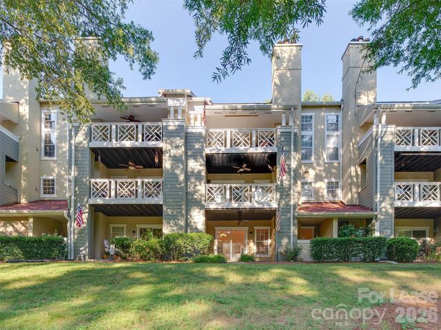 19827 Henderson Road B, Cornelius, NC 28031