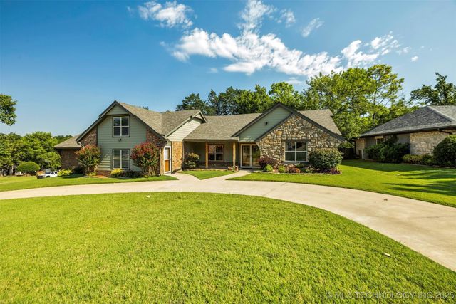 6717 S Oswego Avenue, Tulsa, OK 74136