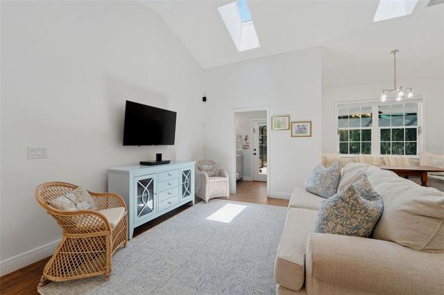 1709 GULF ROAD, Tarpon Springs, FL 34689