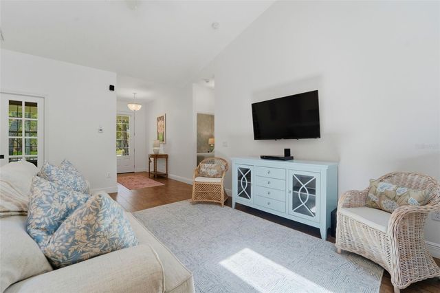 1709 GULF ROAD, Tarpon Springs, FL 34689