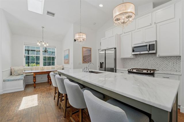 1709 GULF ROAD, Tarpon Springs, FL 34689