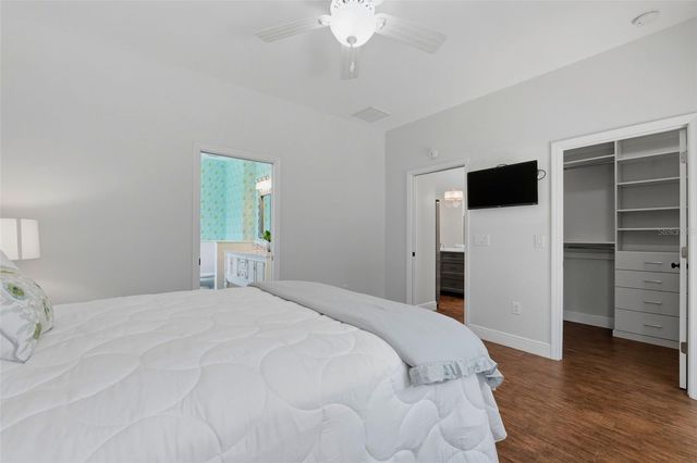 1709 GULF ROAD, Tarpon Springs, FL 34689