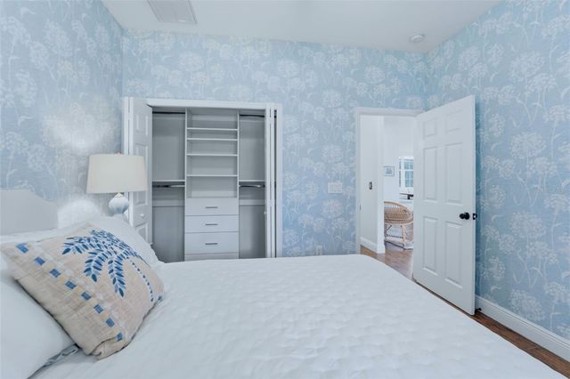 1709 GULF ROAD, Tarpon Springs, FL 34689