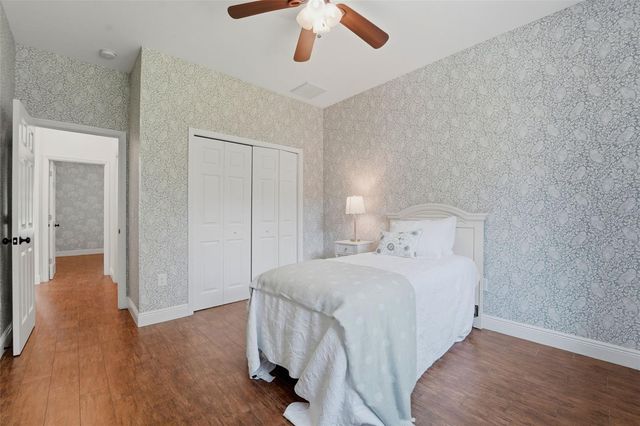 1709 GULF ROAD, Tarpon Springs, FL 34689