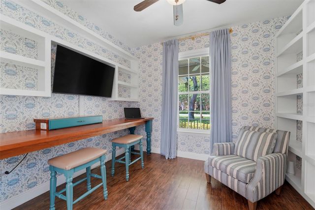 1709 GULF ROAD, Tarpon Springs, FL 34689