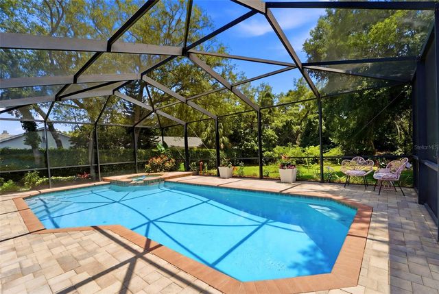 1709 GULF ROAD, Tarpon Springs, FL 34689