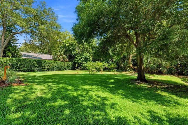 1709 GULF ROAD, Tarpon Springs, FL 34689
