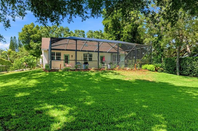 1709 GULF ROAD, Tarpon Springs, FL 34689