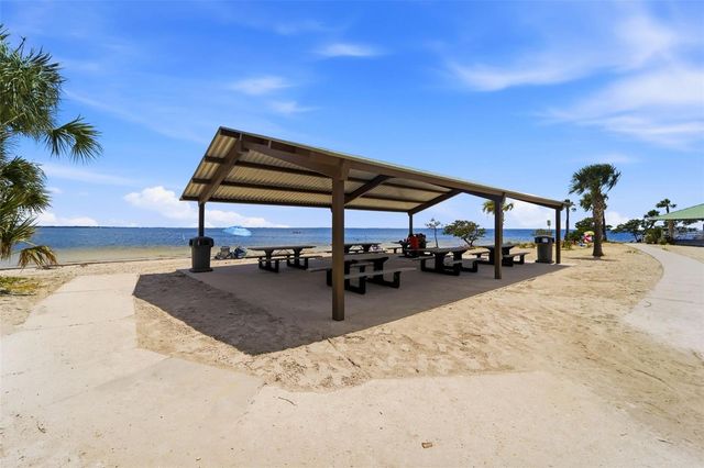 1709 GULF ROAD, Tarpon Springs, FL 34689