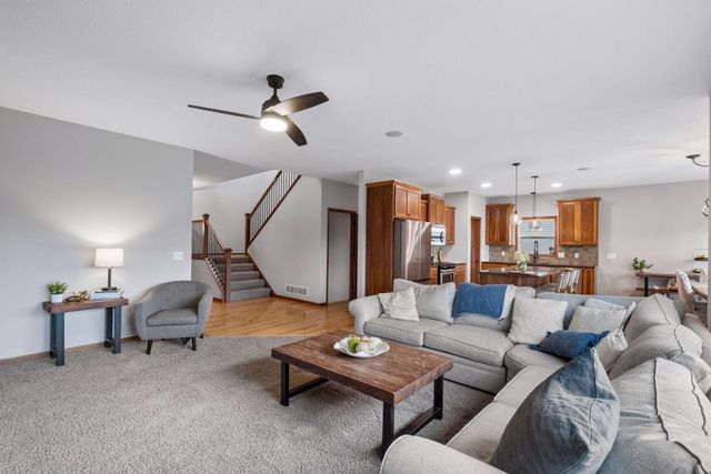 9161 River Rock Drive N, Chanhassen, MN 55317