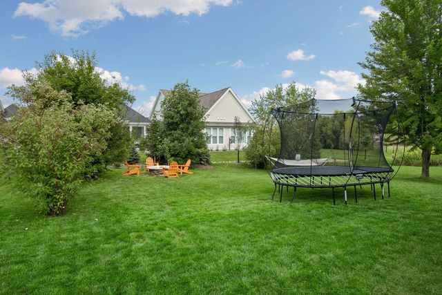 9161 River Rock Drive N, Chanhassen, MN 55317