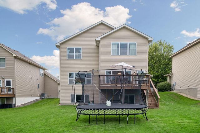 9161 River Rock Drive N, Chanhassen, MN 55317