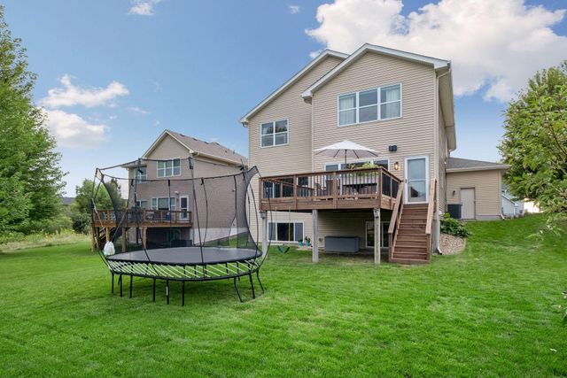 9161 River Rock Drive N, Chanhassen, MN 55317