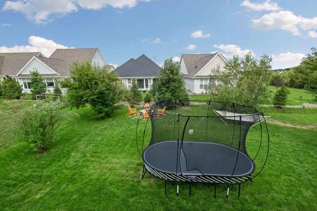 9161 River Rock Drive N, Chanhassen, MN 55317