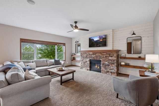 9161 River Rock Drive N, Chanhassen, MN 55317