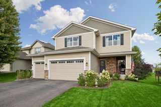 9161 River Rock Drive N, Chanhassen, MN 55317