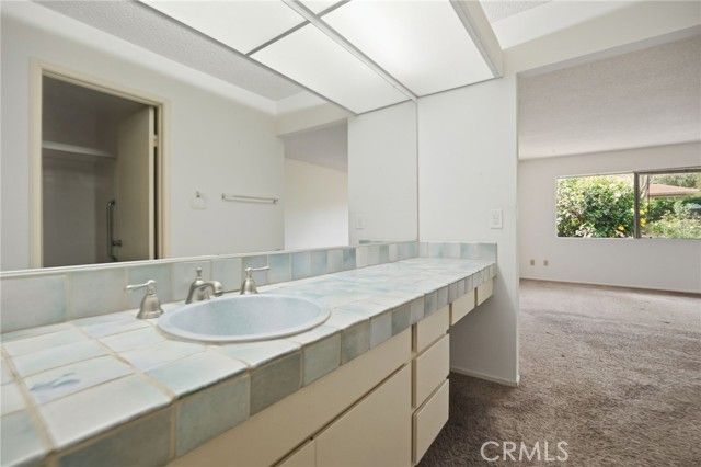 27 Dogwood, Irvine, CA 92612