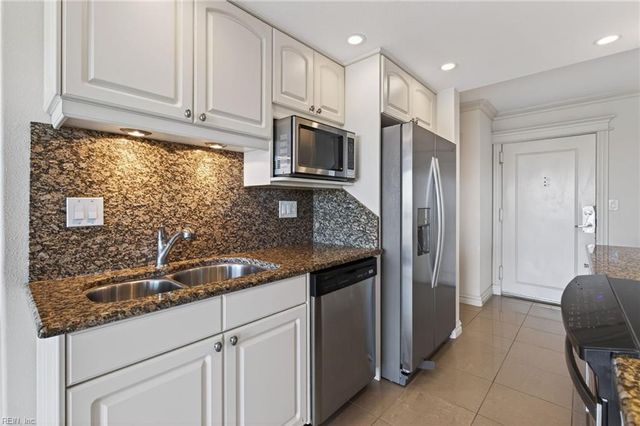 2830 Shore Dr Apt 800, Virginia Beach, VA 23451