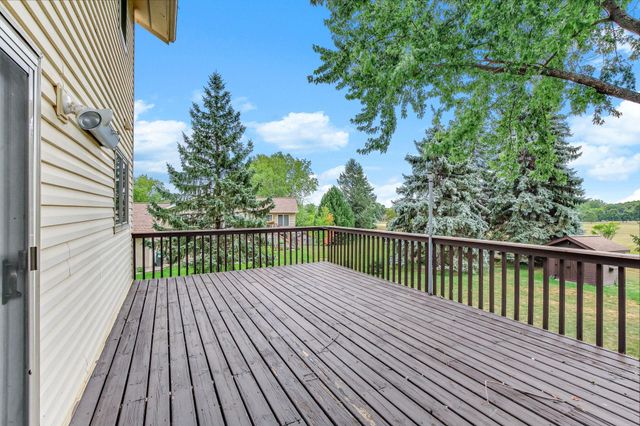 17330 Ipswich Way, Lakeville, MN 55044