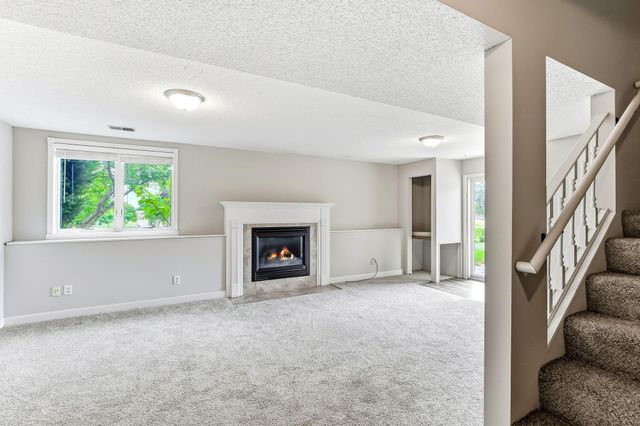 17330 Ipswich Way, Lakeville, MN 55044