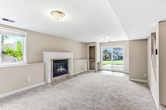 17330 Ipswich Way, Lakeville, MN 55044
