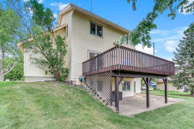 17330 Ipswich Way, Lakeville, MN 55044