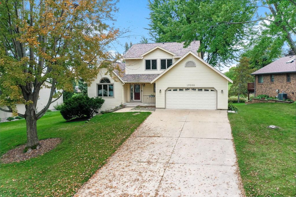 17330 Ipswich Way, Lakeville, MN 55044