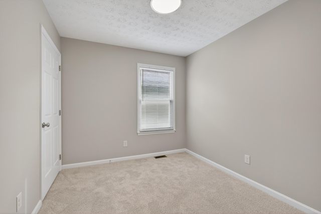 680 Graftons Mill Lane, Lexington, KY 40509